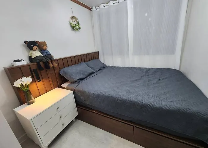 Apartment In Cheonggye
